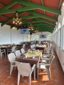 Salón los arcos dorados